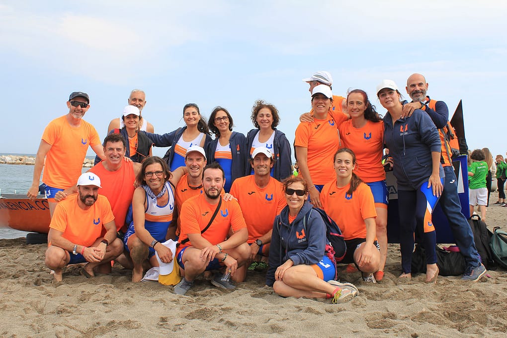 Equipos del Club de Remo Valencia en el campeonato de España en Malaga